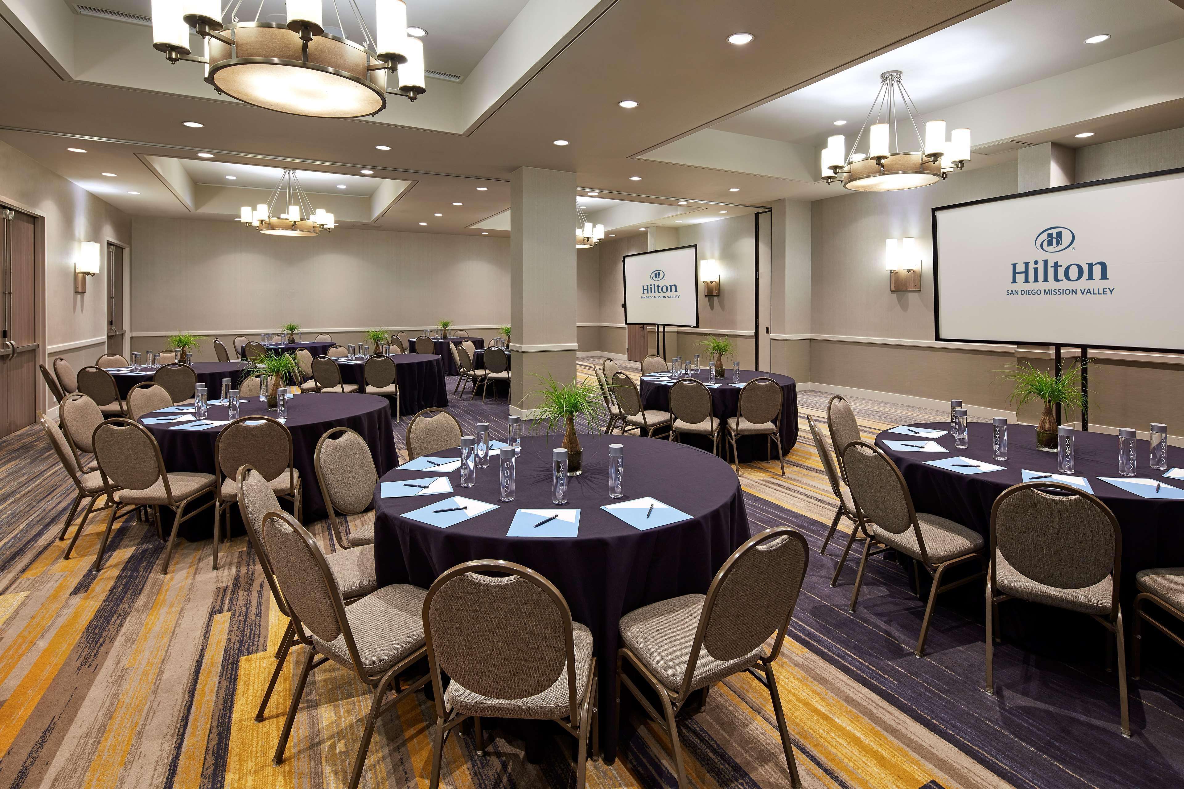 Hilton San Diego Mission Valley Dış mekan fotoğraf